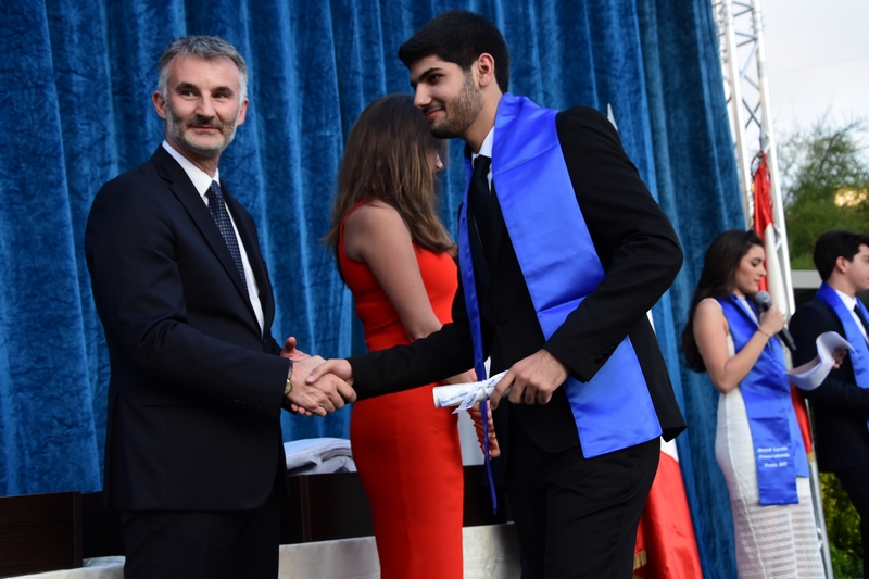 Grand Lycee Franco Prom